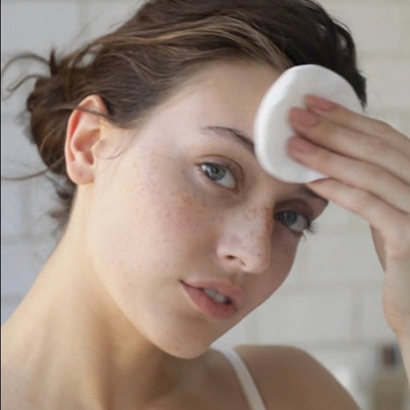 FRESH / Rose deep hydration facial toner - Picture 6 of 8